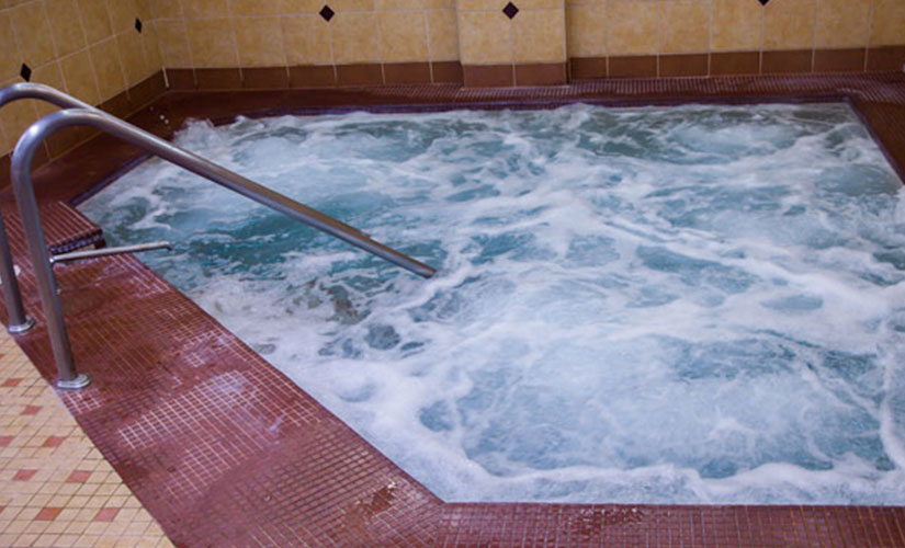 Libertyville spa pool